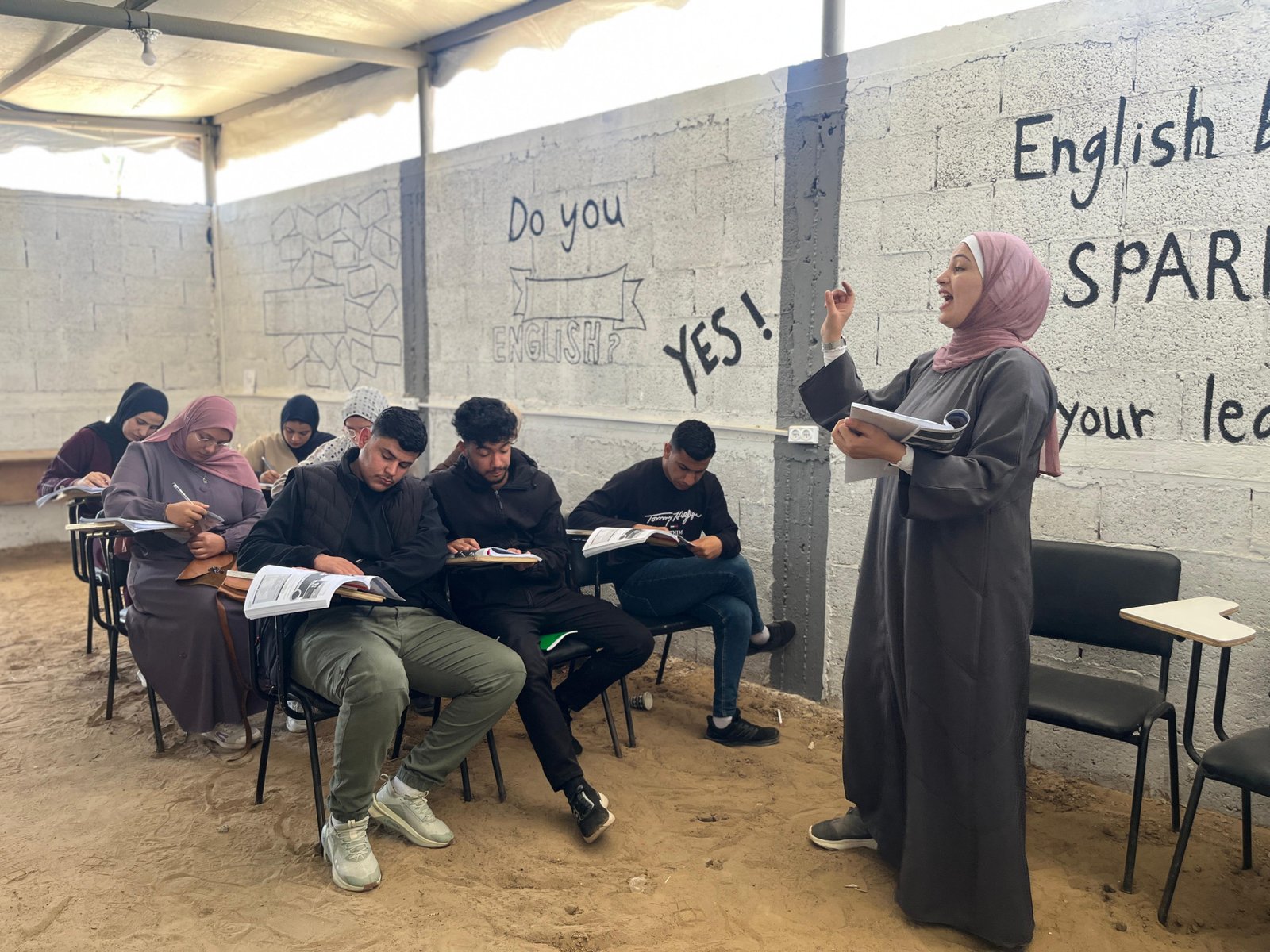 مؤسسة السنابل تطلق المستوى الثالث من برنامج اللغة الإنجليزية