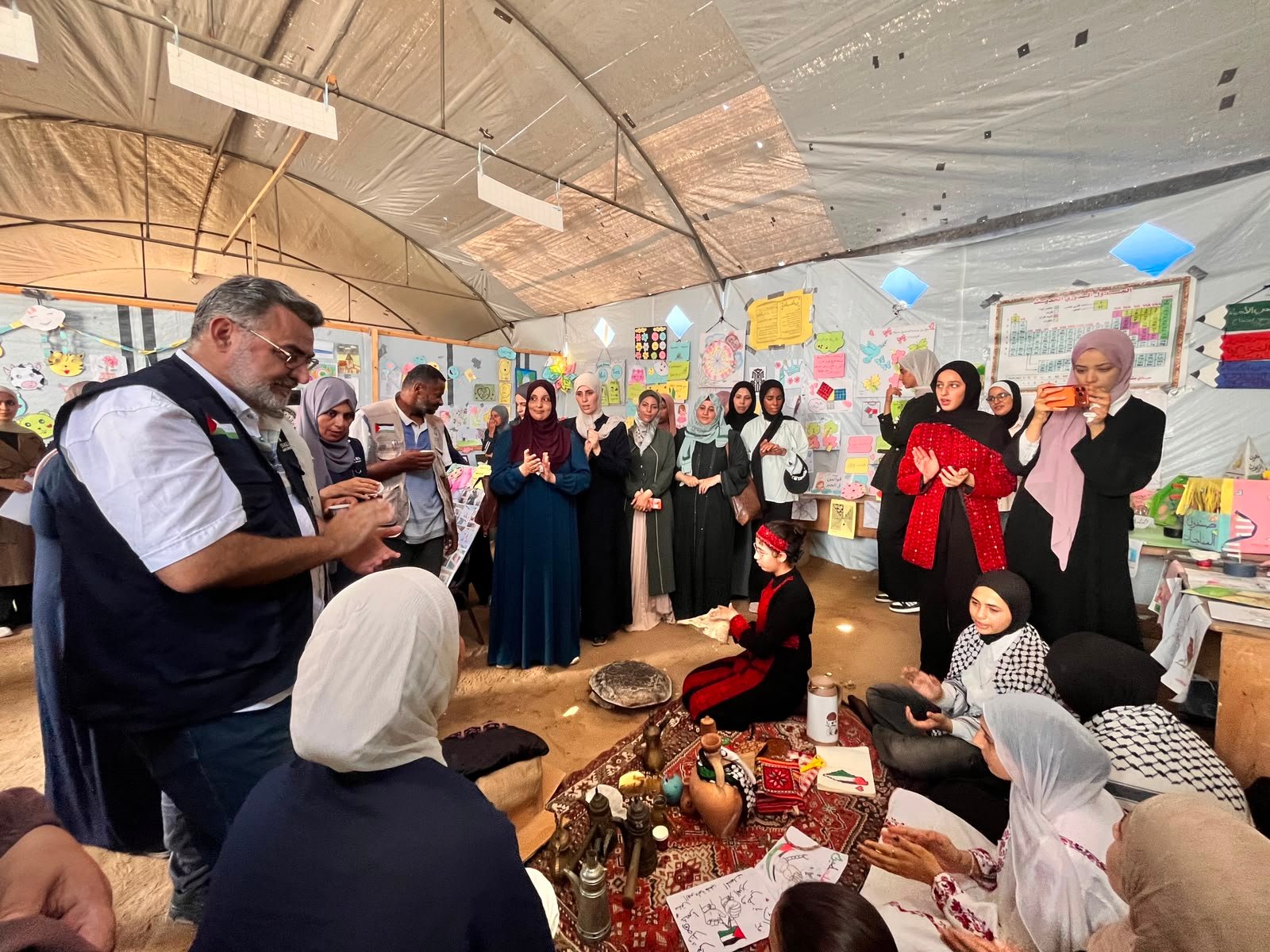إبداعات الطلبة في ختام المخيم الصيفي «أجراس المدرسة»