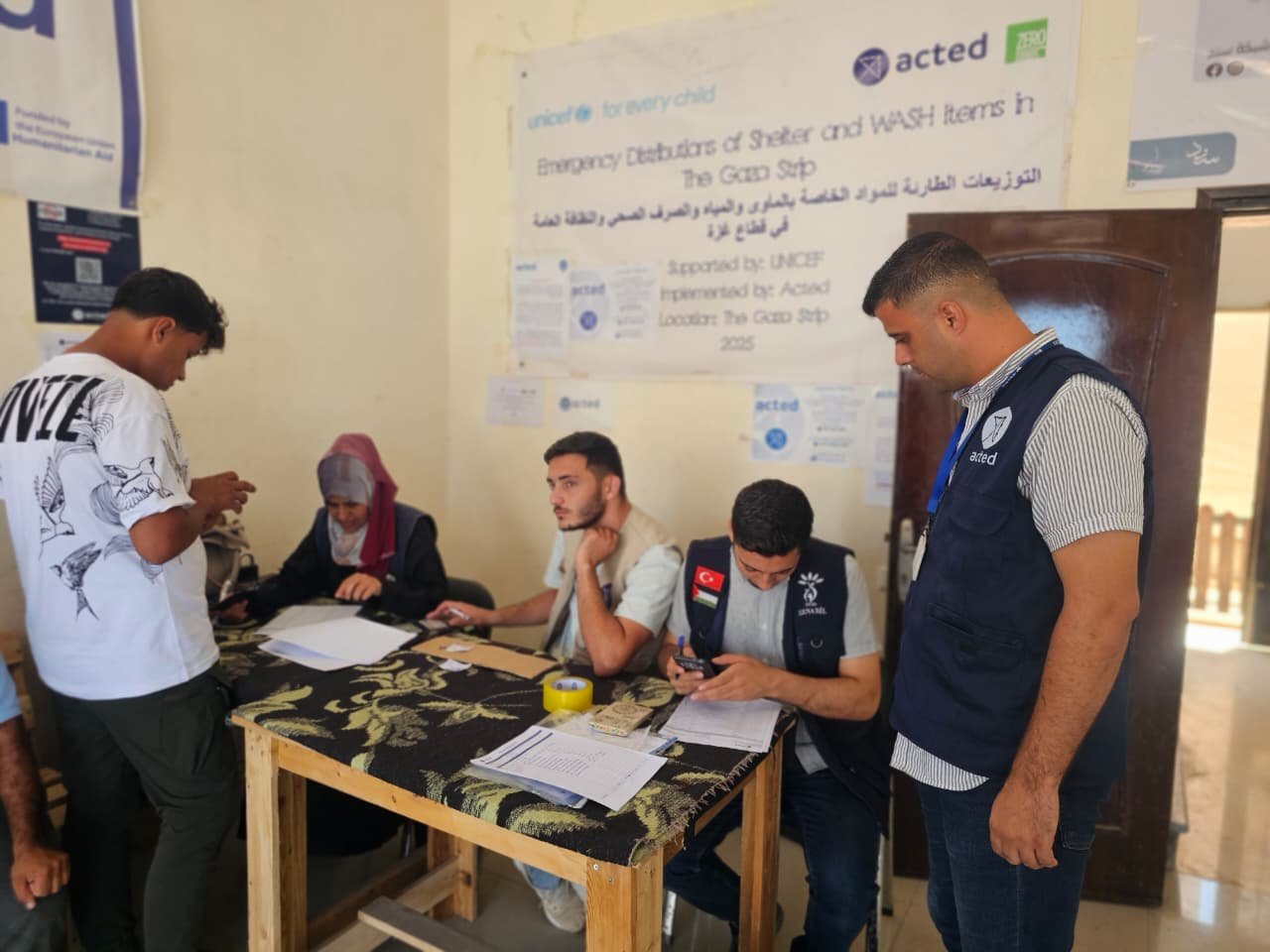 In Partnership with ACTED, Senabil Association for Youth and Development Distributes Tents to Families in Marginalized Areas of Deir al-Balah and Al-Bureij