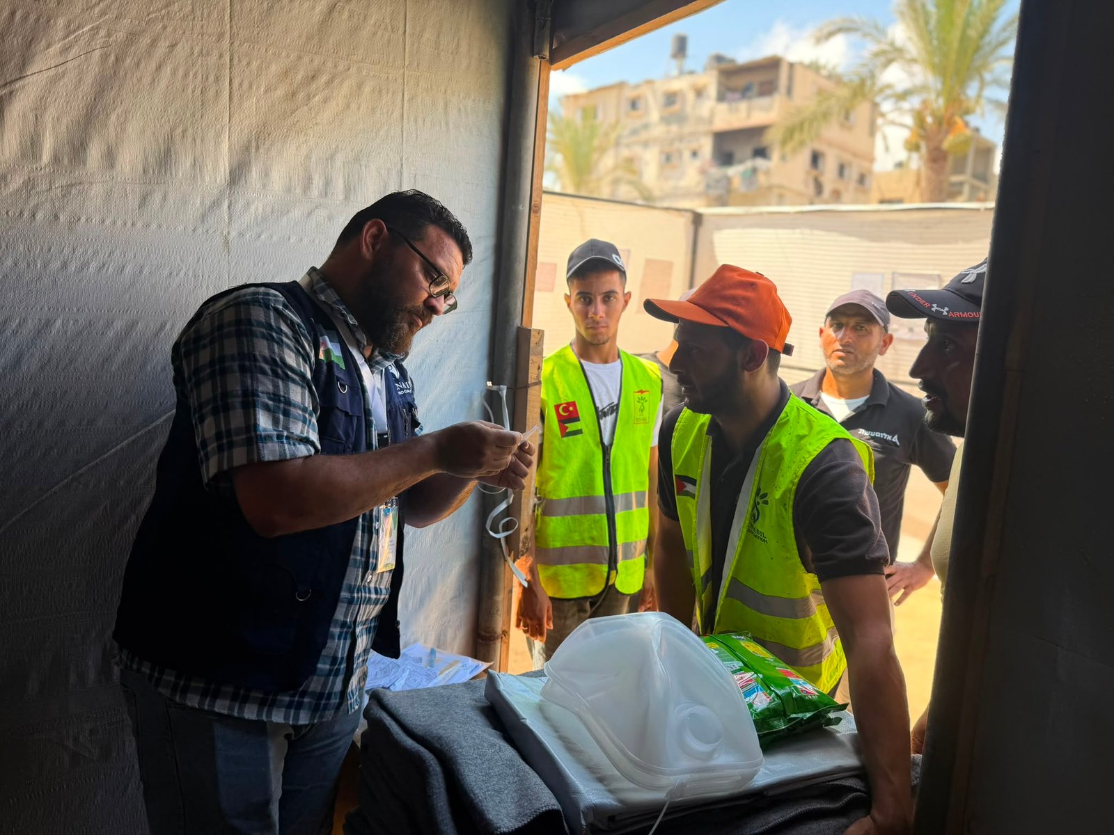 Senabil Association Continues Relief Distribution for Vulnerable Families in the Central Area Funded by UNICEF