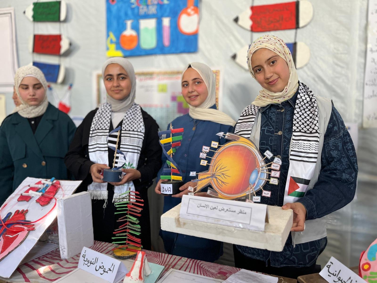 افتتاح معرض العلوم في مدرسة السنابل برعاية وزارة التربية والتعليم ومنظمة اليونيسف