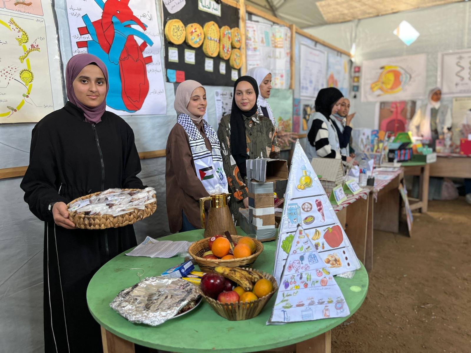 افتتاح معرض العلوم في مدرسة السنابل برعاية وزارة التربية والتعليم ومنظمة اليونيسف