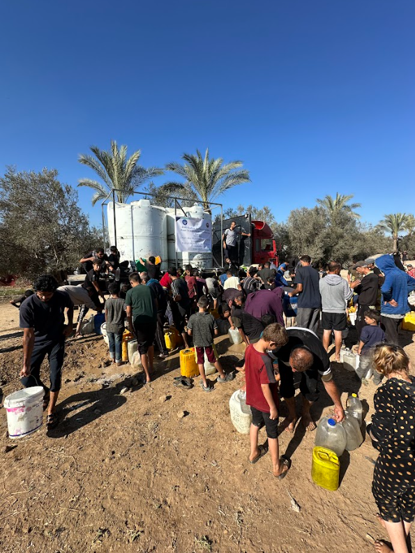 مشروع سقيا الماء للأسر النازحة والمتضررة في قطاع غزة