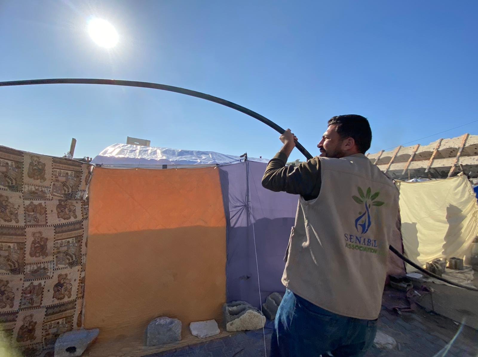 Water Pipeline Extension Works to Support Shelters in Northern Gaza