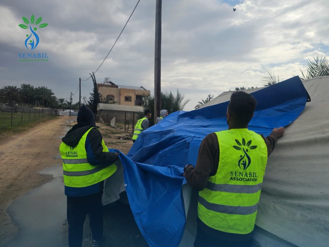 Emergency Relief Response to the Cold Wave in North and South Gaza under the “Gaza Winter… Peace & Warmth” Campaign