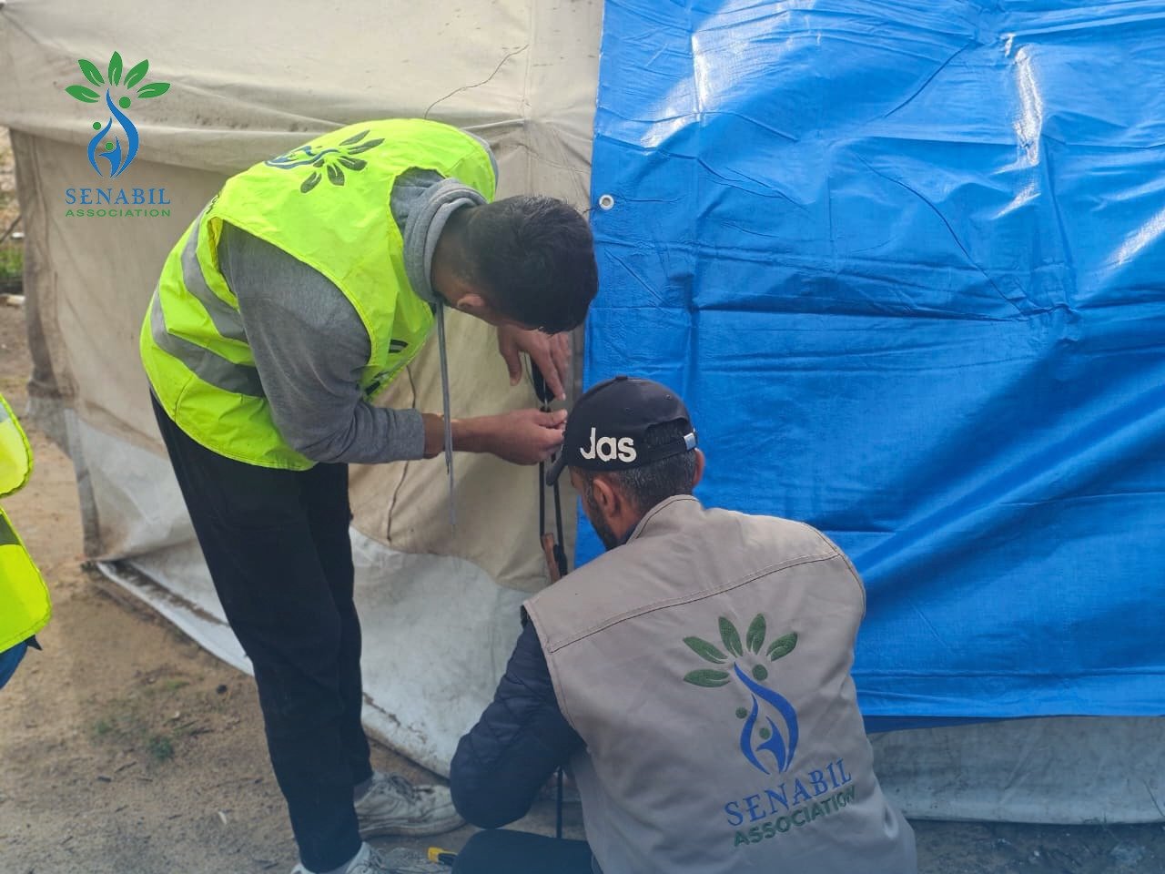 Emergency Relief Response to the Cold Wave in North and South Gaza under the “Gaza Winter… Peace & Warmth” Campaign